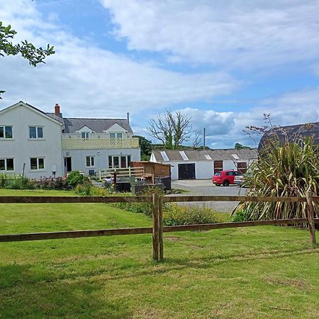 Pantysgyfarnog Near Carmarthenshire Pembrokeshire Hotel Exterior photo